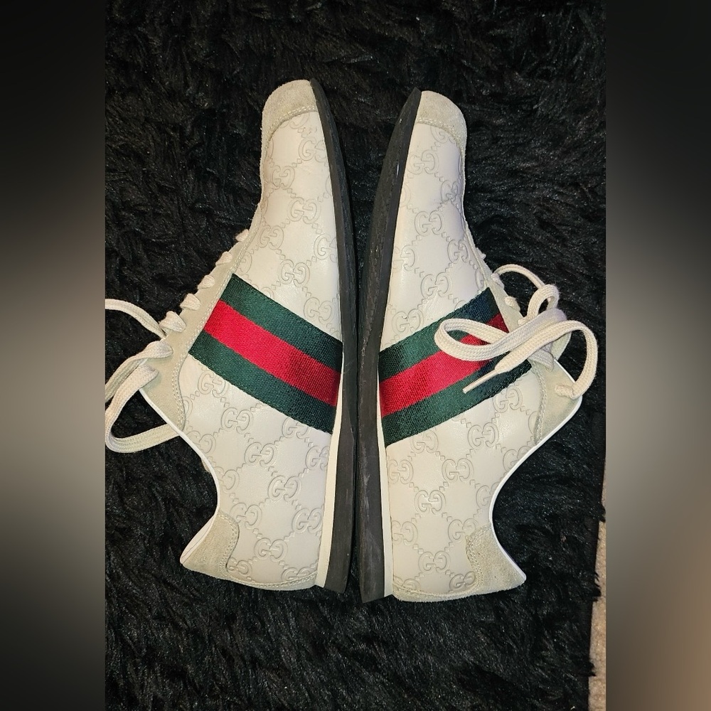 Almost like new men Gucci sneakers